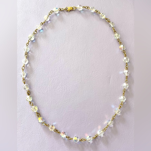 vintage stunning necklace/choker is made up entirely of sparkling crystals - Picture 1 of 4